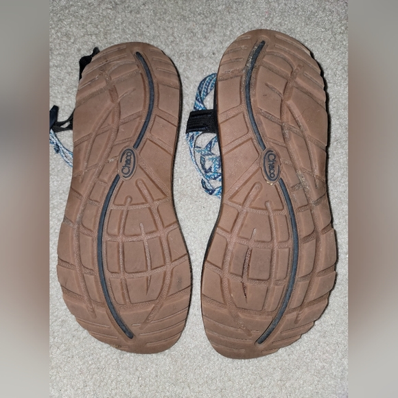 Women's Chacos size 11 - Picture 3 of 3